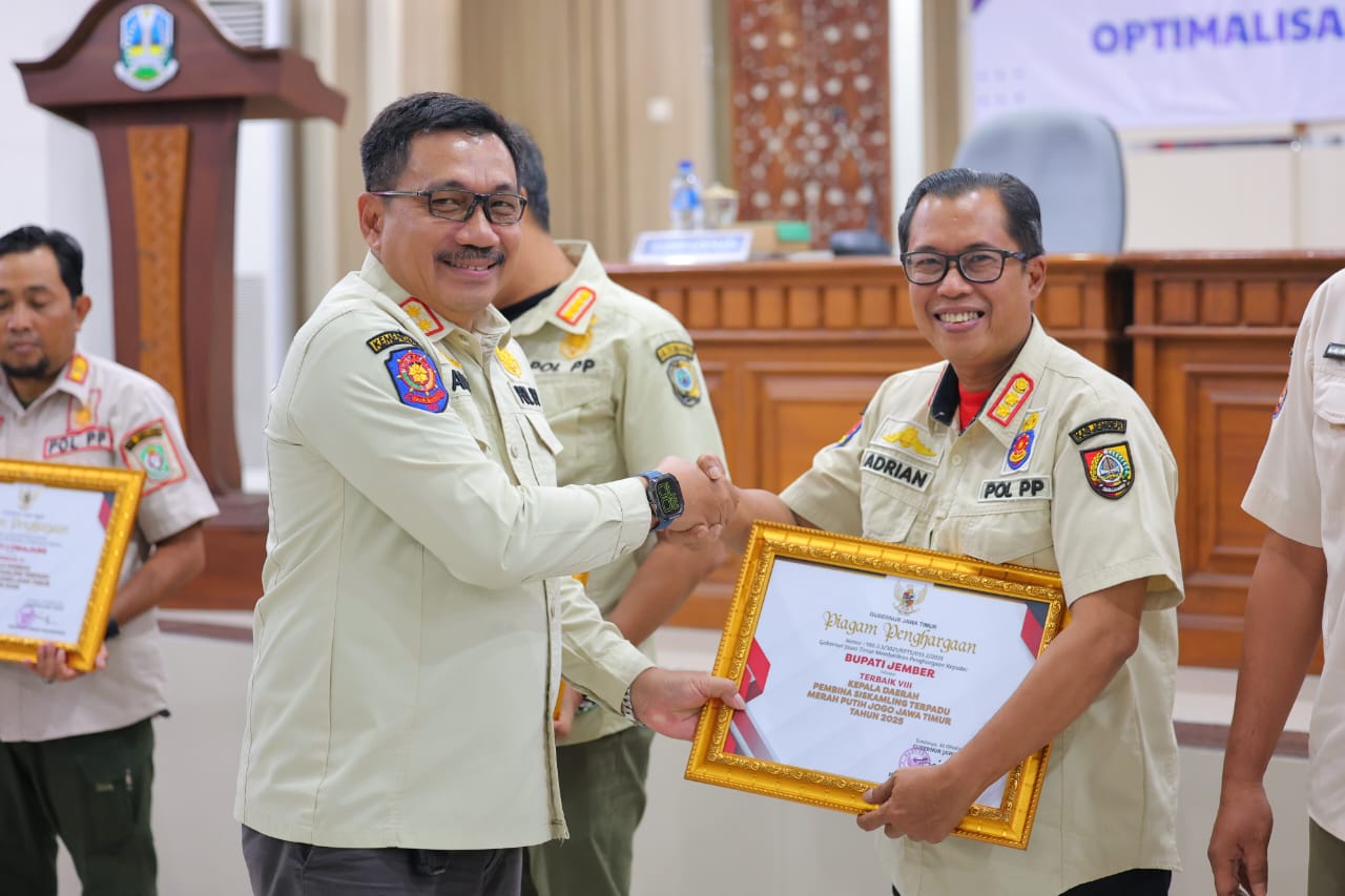 Jember Kembali Bersinar! Satpol PP Borong Penghargaan Gubernur Jatim