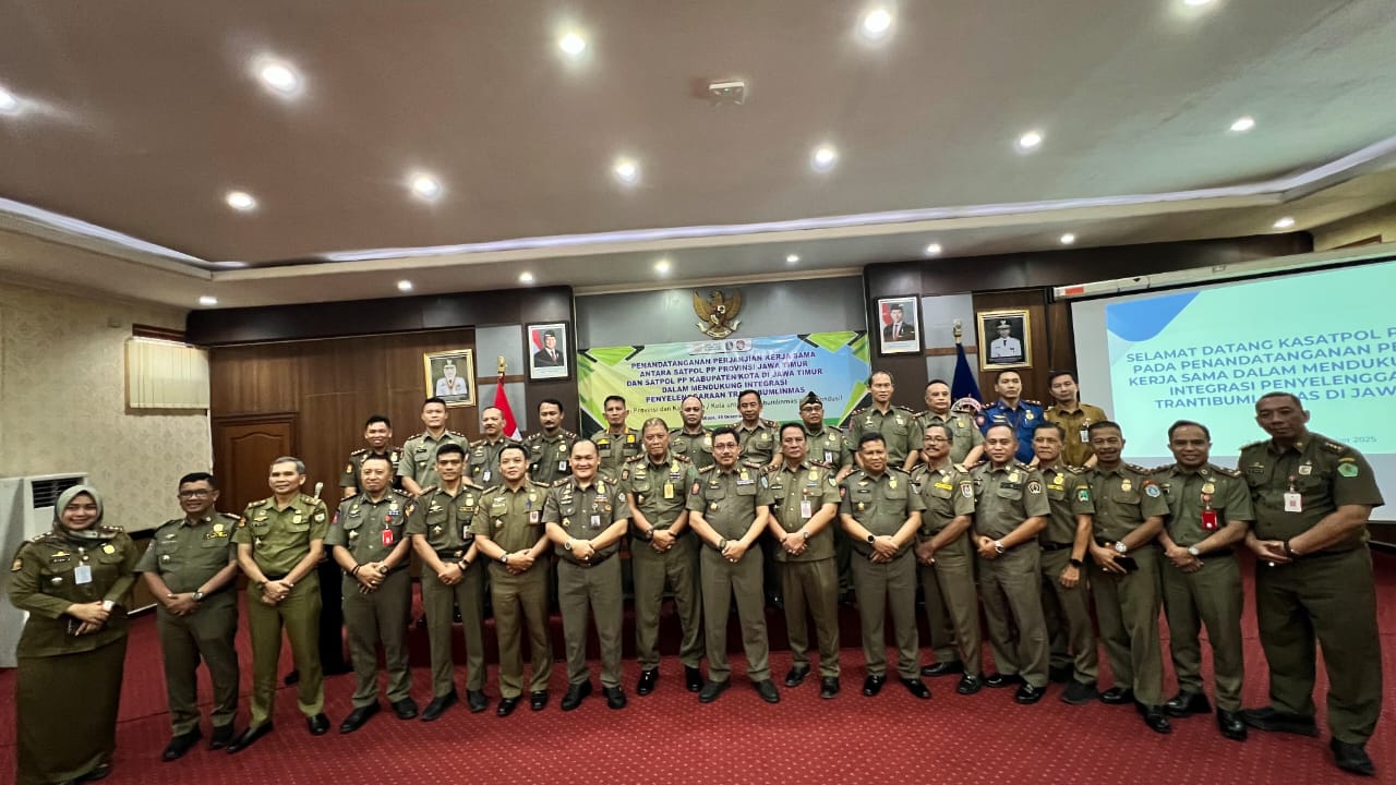 Perkuat Sinergi Trantibumlinmas, Satpol PP Jatim–Jember Teken PKS Strategis